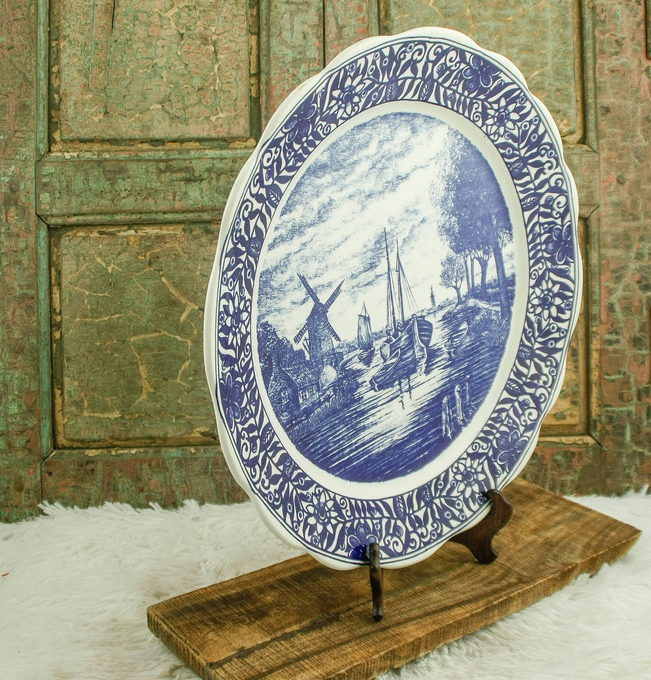 Dining & Serving Plates Home & Living DELFTS charger plate WALL Mounted