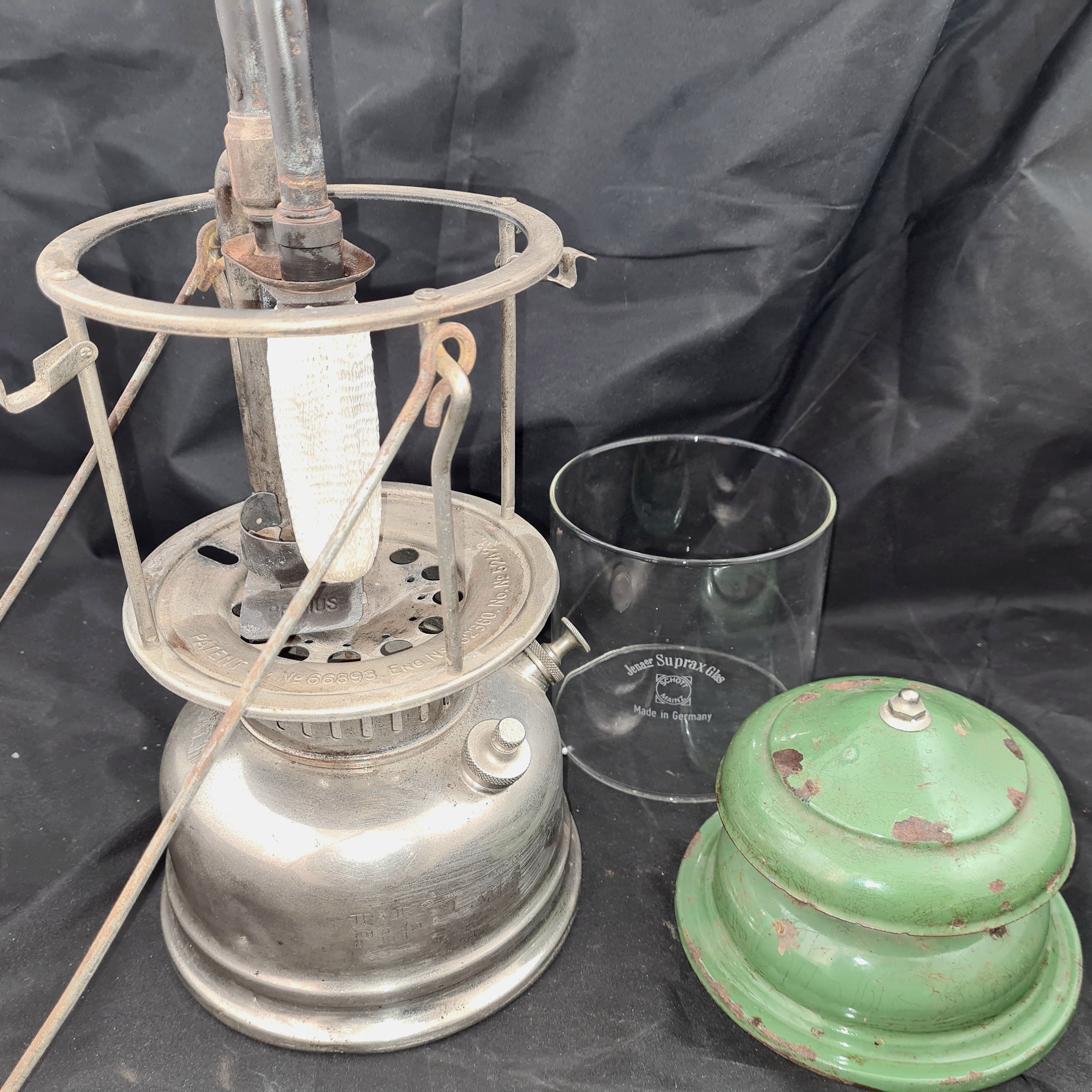 Vtg. PRIMUS 1020 Kerosene Lantern Paraffin Camping Lamp Vtg. PRIMUS 1020 Kerosene Lantern Paraffin Camping Lamp