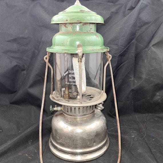 Vtg. PRIMUS 1020 Kerosene Lantern Paraffin Camping Lamp Vtg. PRIMUS 1020 Kerosene Lantern Paraffin Camping Lamp