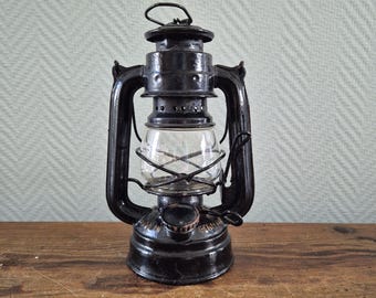 Rare Feuerhand 305 Storm Lamp, German Storm Lantern in Very Good
