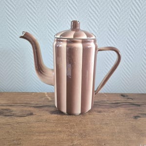 Vintage emalj Offwhite brun virvel kaffekanna tekanna svanhals bondgård kaffekanna Kaffeekanne tekanna emalj cafetière Enamelee