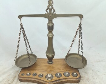 Vintage Weighing Scales Kitchenscale Balance Scale w. Weights