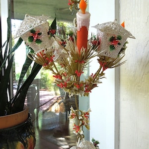 Vintage Plastic Hanging Chandelier Garland. Holly and Berries, Lanterns, Candles and Bells. Rare.