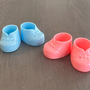 Small 1-7/8" Plastic Baby Bootie Shoe (Pack of 6) for Baby Shower Party Favor, Gift box embellishment Choose Color immagine 4