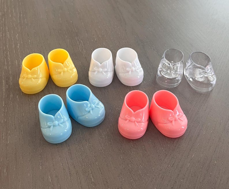 Small 1-7/8" Plastic Baby Bootie Shoe (Pack of 6) for Baby Shower Party Favor, Gift box embellishment Choose Color immagine 3