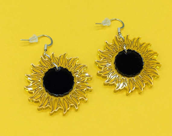 Sunflower Solar Eclipse Sun Drop Earrings, Sunflower Earrings, Fun Summer Earrings, Sun Flower Jewelry Gift, Colorful Acrylic Earrings