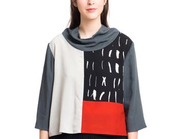 Top: TRICOLORE Grey