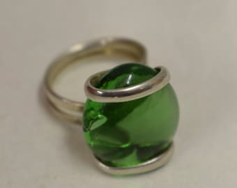 Ring Silver Clear Green Colored Glass Ring