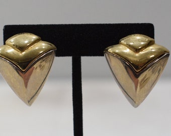 Earrings Gold Deco Heart Clip Earrings