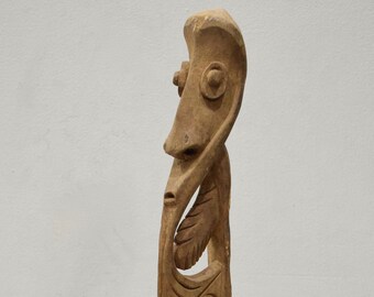 Statue Papua New Guinea One leg Yipwon Hook Figure