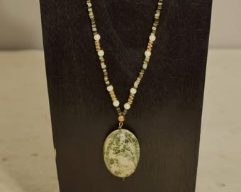 Necklace Green Limpet Shell Pendant Pearl Gold Beaded Handmade Natural Shell Jewelry Necklace