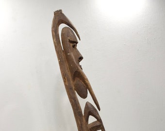 Papua New Guinea Hook Figure Yipwon One Leg