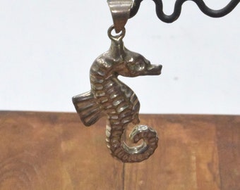 Pendant Alpaca Silver Seahorse Charm