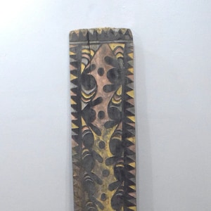 Papua New Guinea Board Clan Spirit Shield