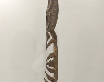 Papua New Guinea Hook Figure Yipwon One Leg