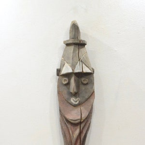 Papua New Guinea Yina Statue Kaskuk Area
