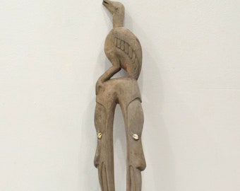 Papua New Guinea Food Hook Statue