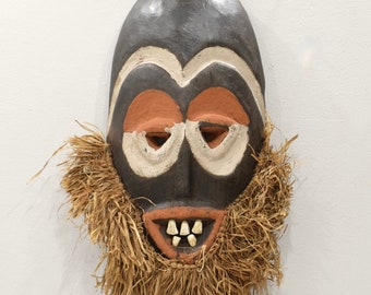 Afrikanische Maske Malindi Warega Zaire Kühe Zähne Maske