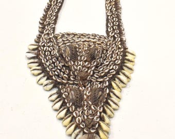 Papua New Guinea Men's Shell Chest Ornament