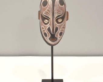 Papua New Guinea Korogo Head Statue East Sepik