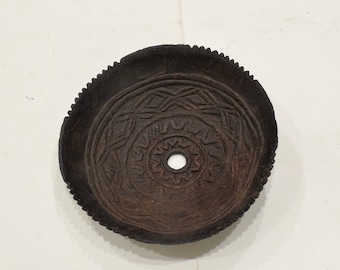 Papua New Guinea Spinning Top Ya'alo Coconut Toy