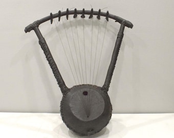 African Branch Kabo Loop Guitar Kenya Gourd Cowrie Shell