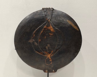 Papua New Guinea Fafona Stone Carved Wood Bowl