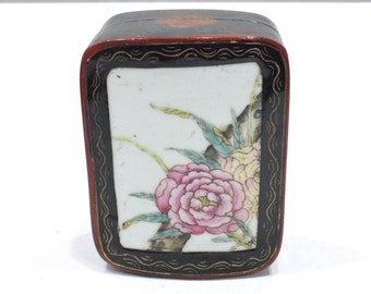 Chinese Porcelain Shard Wood Box