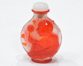 Chinese Glass Snuff Bottle Reversed Painted Inside Design