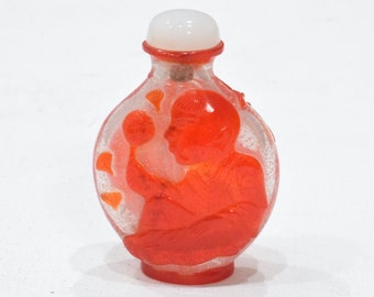 Chinese Glass Snuff Bottle Reversed Painted Inside Design