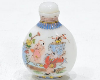 Chinese Porcelain Snuff Perfume Bottle Glass Painted Scene