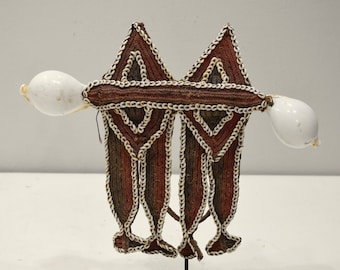 Papua New Guinea Fofana Male Shell Chest Ornament