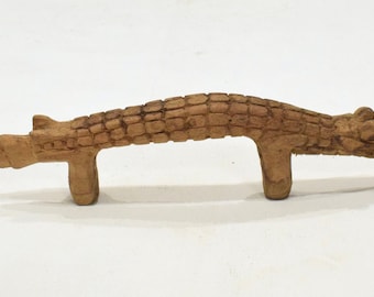 Papua New Guinea Carved Wood Crocodile Handle