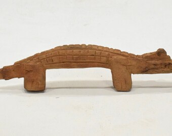 Papua New Guinea Carved Wood Crocodile Handle