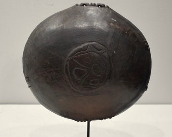 Papua New Guinea Fafona Stone Carved Wood Bowl