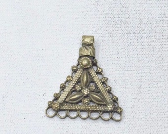 Middle Eastern Silver Kuchi Pendant