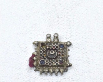 Middle Eastern Silver Kuchi Pendant