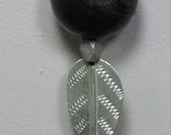 African Aluminum Leaf  Black Horn Bead Pendant Necklace