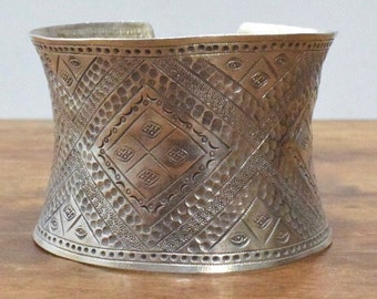 China Miao/Hmong Hill Tribe Sterling Silver Cuff Bracelet