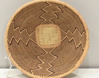 African Tonga Grass Woven Basket Zimbabwe