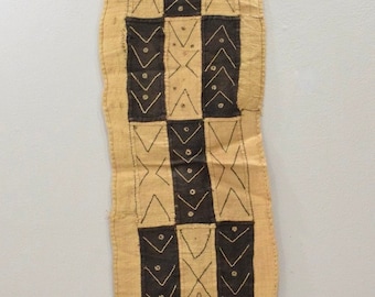 African Kuba Cloth Natural Woven Raffia Table Runner Congo