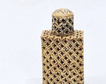 Chinese Filigree Rectangular Jar