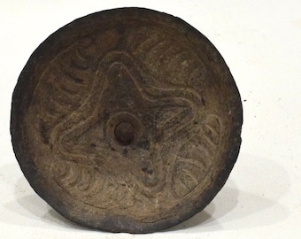 Papua New Guinea Spinning Top Ya'alo Coconut Toy