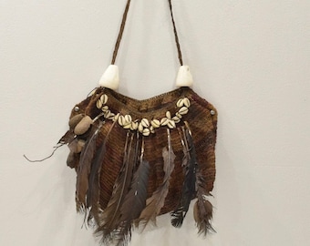 Papua New Guinea Bilum Bag Woven Fiber Feather Shell Bag