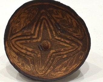 Papua New Guinea Spinning Top Ya'alo Coconut Toy