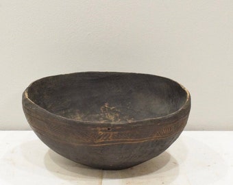 Papua New Guinea Wood Bowl Milne Bay