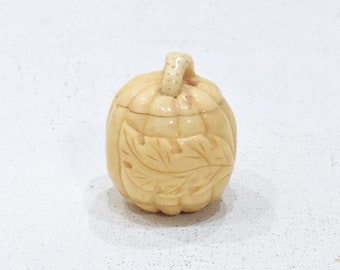 Chinese Round Carved Pumpkin ContaIner