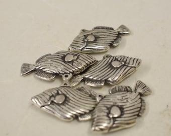 Beads Silver Fish Pendant Beads 42mm