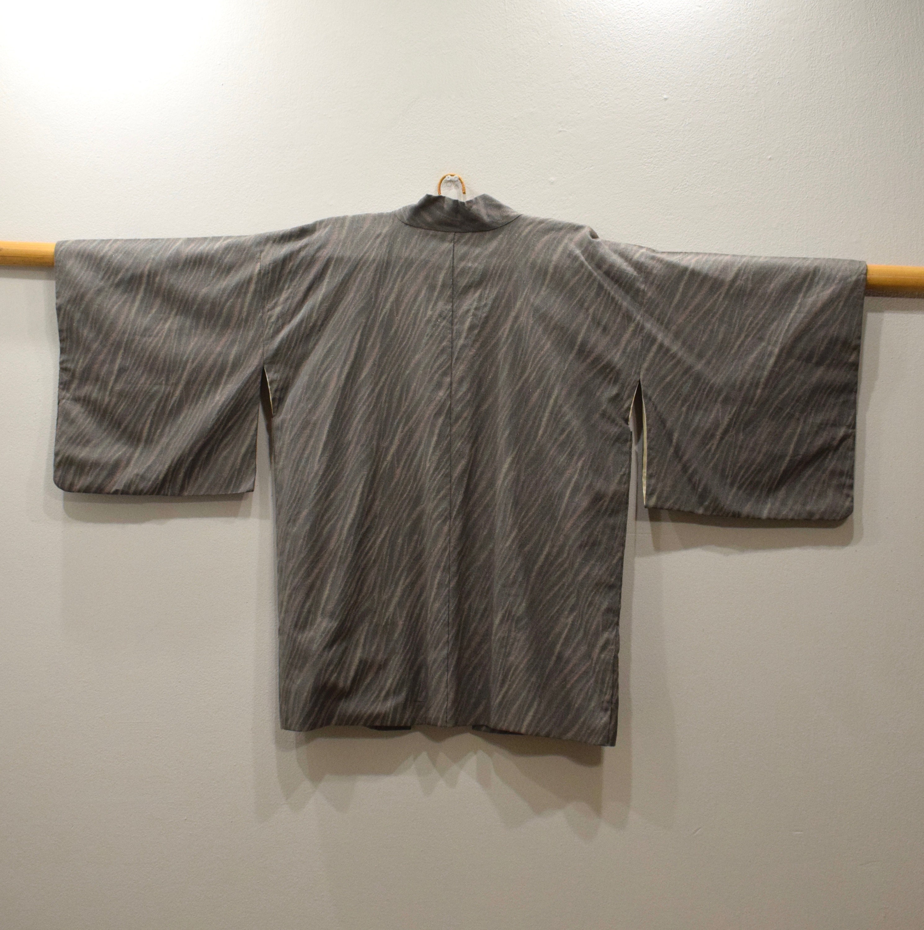 Kimono Japanese Iridescent Gray Kimono