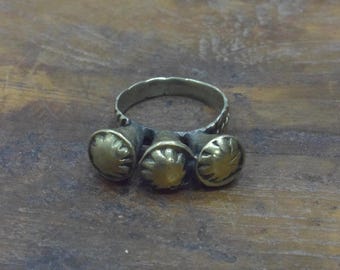 Middle Eastern Silver Three Prong Kuchi Ring Size 7